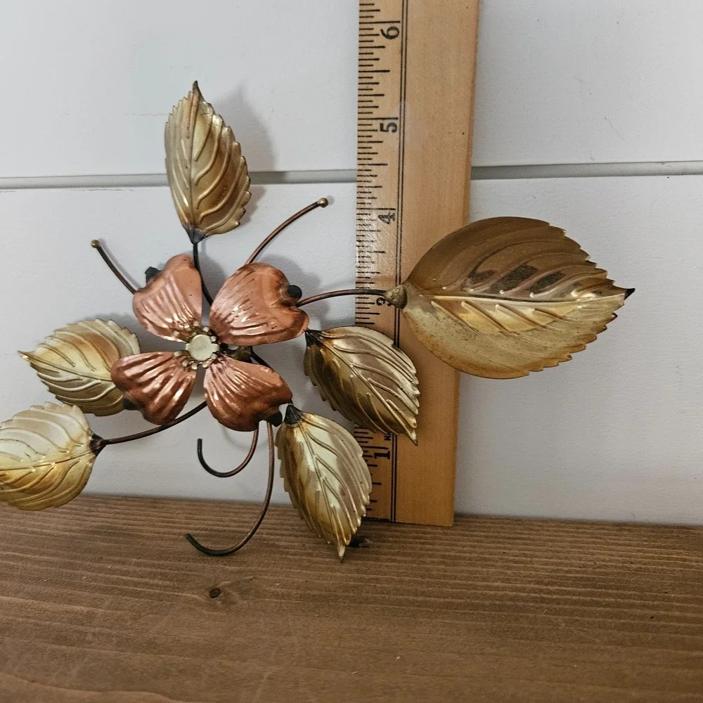 Vintage DOGWOOD Metal Brass and Copper Tone Flowers Wall‎ Art